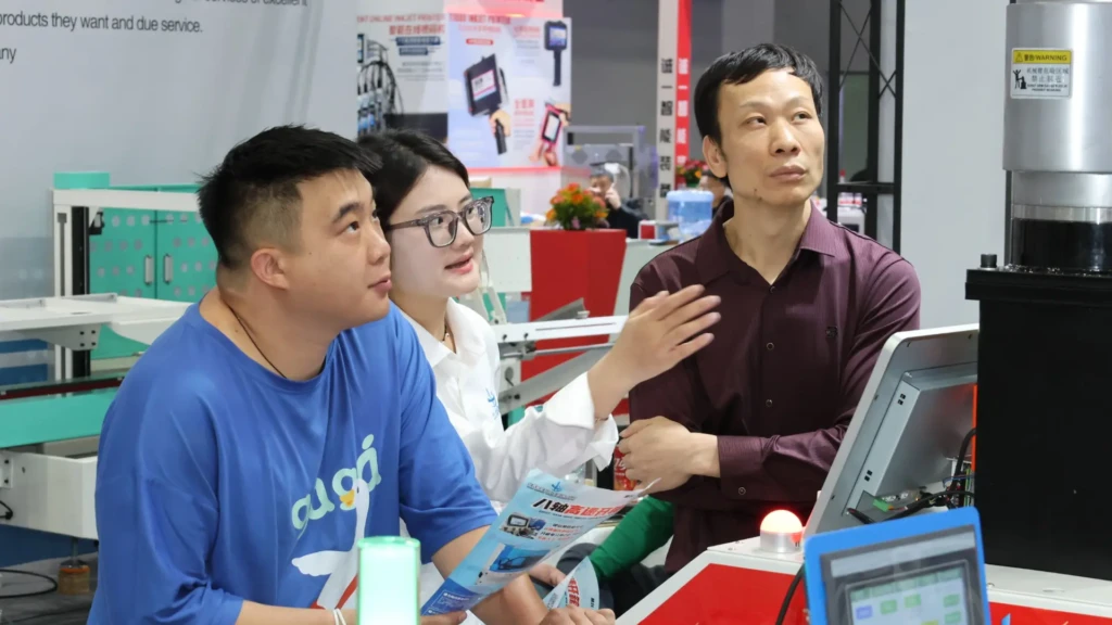 Palletizing And Depalletizing Robots