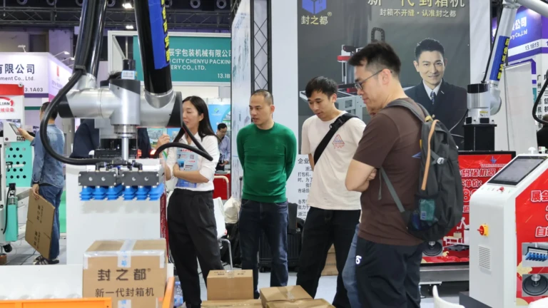 China Palletizing Robot Cost Factory